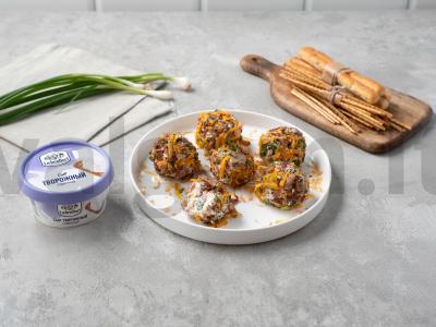 Sūrio-bekono rutuliukai pagrindine nuotrauka