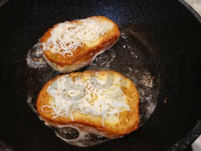 Skrebučiai su chorizo dešra ir sūriu Žingsnis 7