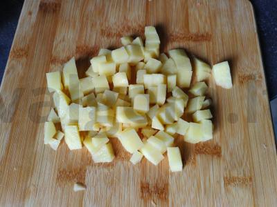 Lagman su vištiena ir daržovėmis pietums Žingsnis 10