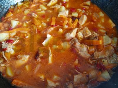 Lagman su vištiena ir daržovėmis pietums Žingsnis 14