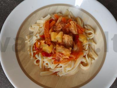 Lagman su vištiena ir daržovėmis pietums Žingsnis 15