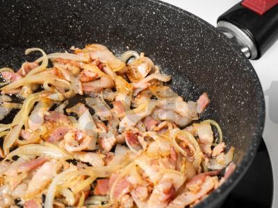 Karbona su bekonu ir grietinėlėmis Žingsnis 7