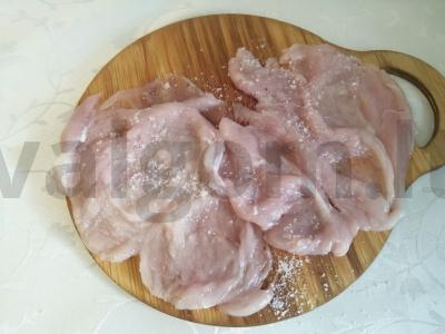 Kotletai pagal Volgogradą su grybais Žingsnis 2