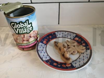 Kotletai pagal Volgogradą su grybais Žingsnis 3