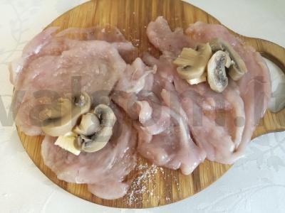 Kotletai pagal Volgogradą su grybais Žingsnis 5