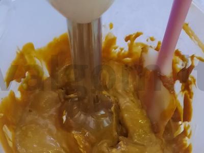 Vaflinis tortas su virta saldžia grietinėle ir sviestu Žingsnis 3