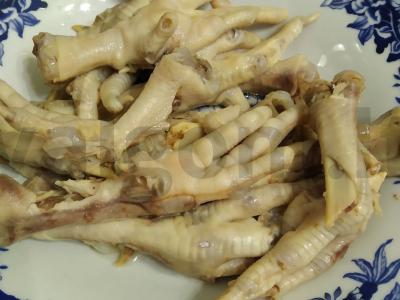 Šaltiena su jautiena ir vištienos kojelėmis Žingsnis 4