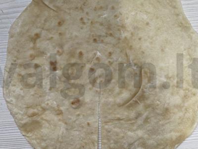 Tortilijos sumuštinis keptuvėje Žingsnis 4