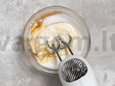 Klasikinis morkų tortas Žingsnis 7