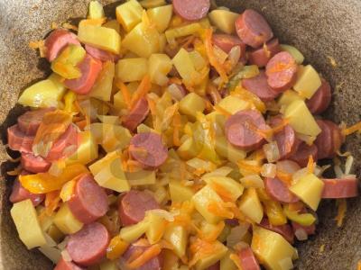 Grietinėlės sriuba su medžiotojų dešrelėmis Žingsnis 3