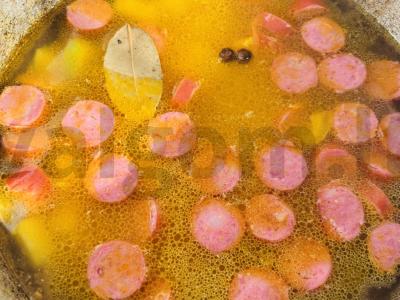 Grietinėlės sriuba su medžiotojų dešrelėmis Žingsnis 4