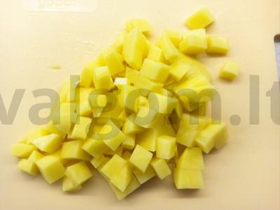 Troškinta vištienos krūtinėlė su bulvėmis pietums Žingsnis 6