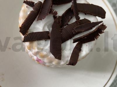 Graikiško jogurto ir nesaldžių krekerių pyragaitis Žingsnis 6