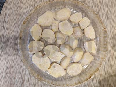 Vištienos blauzdelės su bulvėmis ir grybais orkaitėje Žingsnis 11