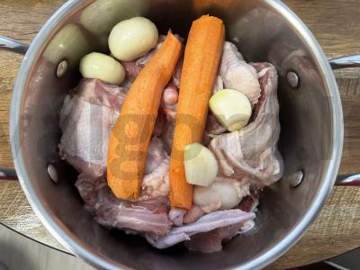 Namų vištienos želė Žingsnis 2