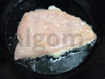 Kiaulienos filė kotletai su muskato riešutu Žingsnis 5