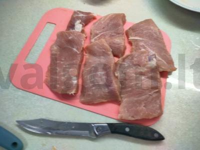 Kiaulienos kepsniai garstyčių marinate Žingsnis 1