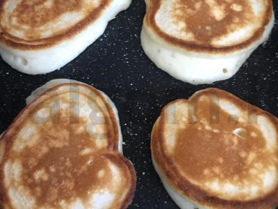 Varškės blynai su manų kruopomis kokosų piene Žingsnis 5