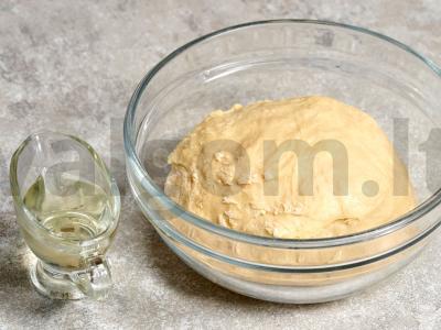 Čeburekai su mineraliniu vandeniu Žingsnis 3