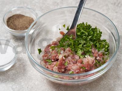 Čeburekai su mineraliniu vandeniu Žingsnis 5