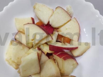 Vaisių salotos su kokteiliu Žingsnis 1