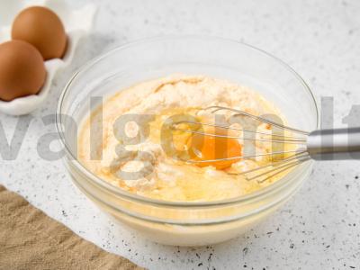 Greitas pyragas be mielių Žingsnis 3