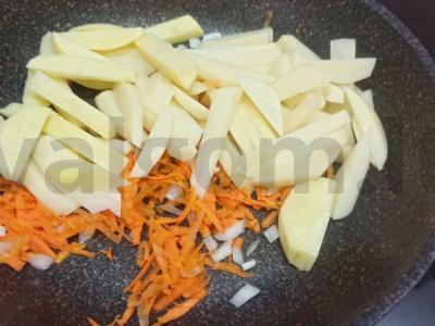 Sultinys su dešrelėmis pietums Žingsnis 1