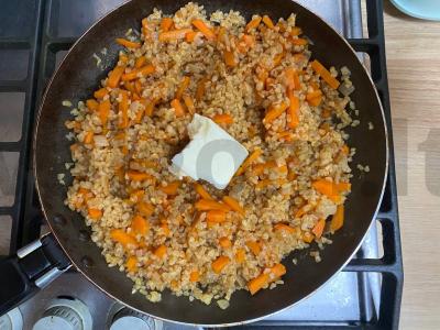 Troškintas bulgur su daržovėmis sojos padaže Žingsnis 7