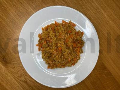 Troškintas bulgur su daržovėmis sojos padaže pagrindine nuotrauka