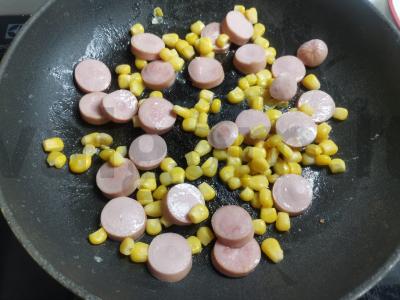 Omletas su kukurūzais pusryčiams Žingsnis 2