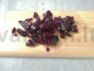 Burokėlių salotas „Skonio ryškumas“ Žingsnis 1