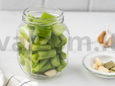 Marinuoti salierų stiebai Žingsnis 4