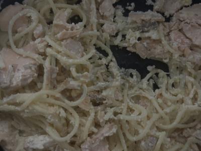 Makaronai su upėtakiu ir grietinėlėmis Žingsnis 8