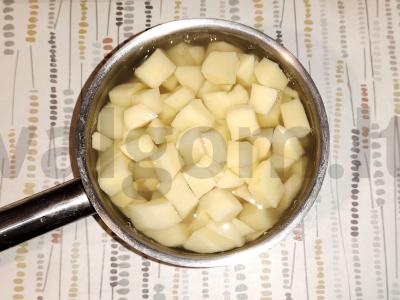 Kepta bulvė su česnaku „Raudonoji auksas“ Žingsnis 2