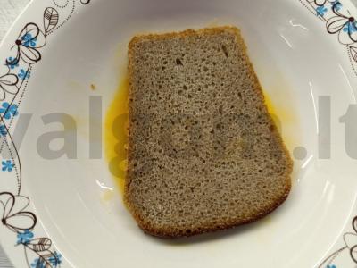 Skrebučiai su varškės sūriu, česnaku ir žaliuosius svogūnais Žingsnis 2