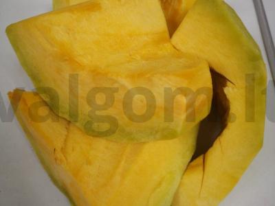 Aromatingai kepta moliūgų Žingsnis 1