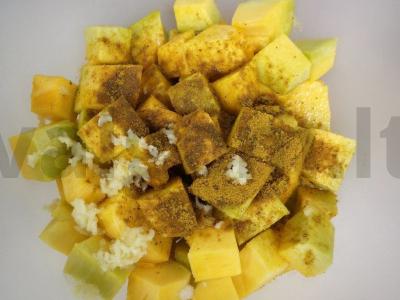 Aromatingai kepta moliūgų pagrindine nuotrauka