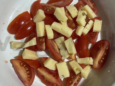 Basmati ryžių risotto su vyšniniais pomidorais ir sūriu Žingsnis 2