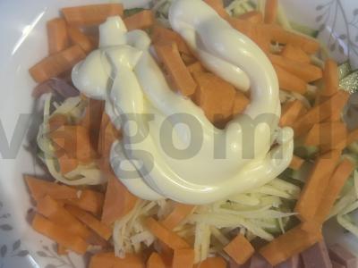 Salotas „Skanaus“ su rūkytomis dešromis Žingsnis 5