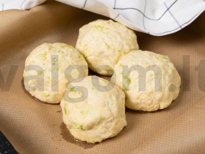 Cukinijų duona su sūriu Žingsnis 4