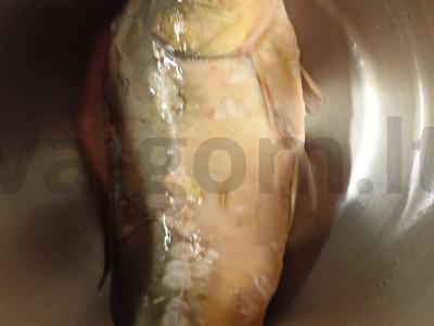 Šviežias keptas karpis Žingsnis 2