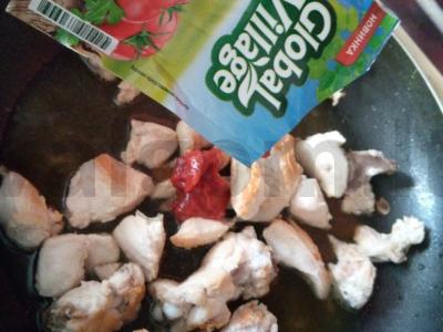 Makaronai su vištiena česnako padaže Žingsnis 3