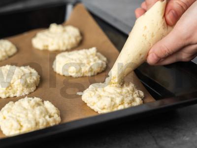 Namų kokosų sausainiai su kondensuotu pienu Žingsnis 4