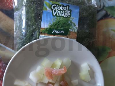 Melonų salotos su vištiena ir unagi padažu Žingsnis 5