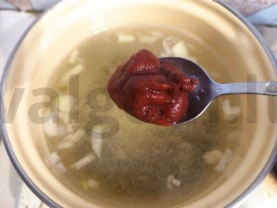 Pomidorų sriuba su mašu ir kiaušinių makaronais Žingsnis 4