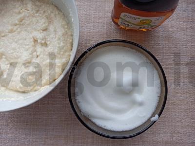 Varškės-migdolų sūreliai su topinambūrų sirupu Žingsnis 4