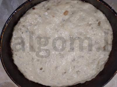 Kvapnus duona su sėklomis keptuvėje Žingsnis 4