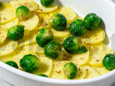 Kepta lašiša su daržovėmis Žingsnis 1