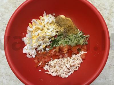 Sotūs salotas su dešrainių sūriu ir svanų druska Žingsnis 12