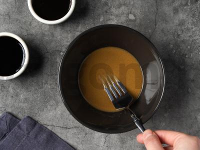 Kiaulienos nugarinė su dižono padažu Žingsnis 2